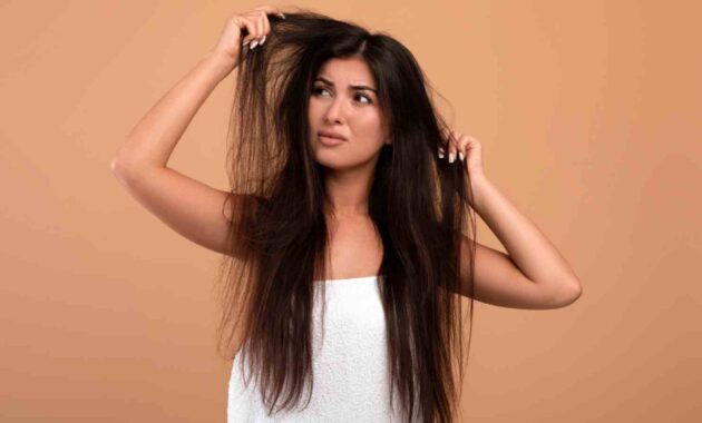 Dryer sheets for hair frizz: Does this hack really work?