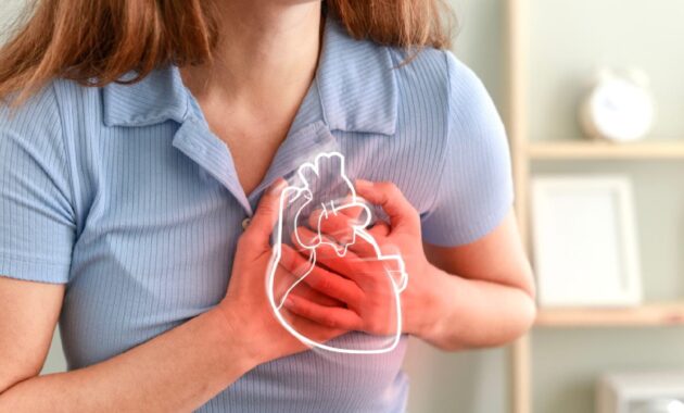 Early symptoms of sudden cardiac arrest