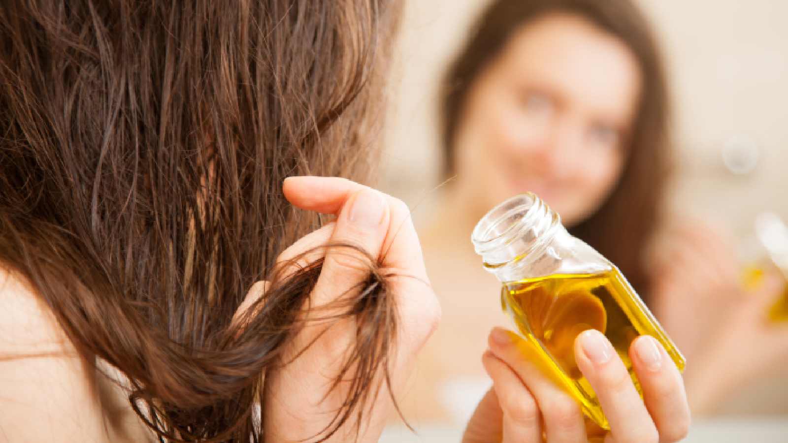 Leaving hair oil overnight: Good or bad?