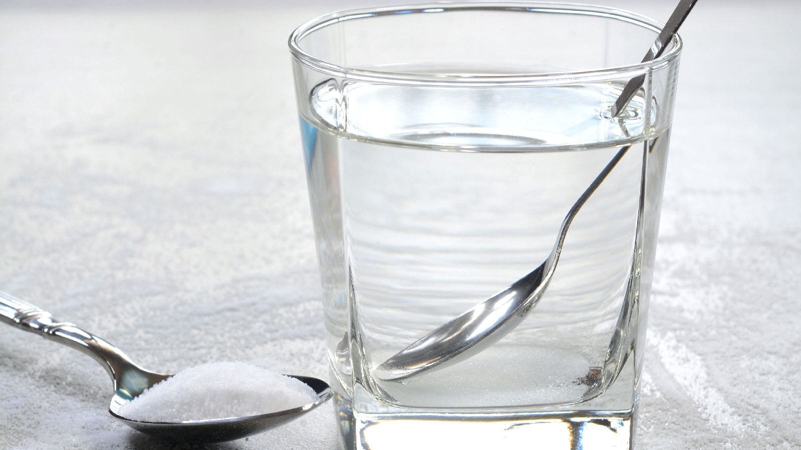 7 health benefits of warm salt water