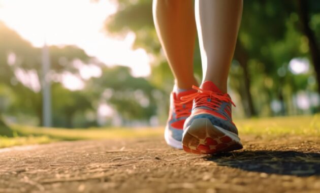 5 bad walking habits you should quit