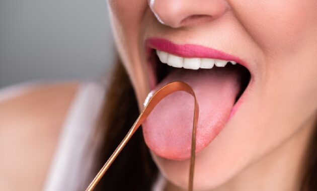 5 best tongue scrapers for oral hygiene