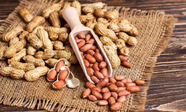 7 benefits of eating peanuts in winter