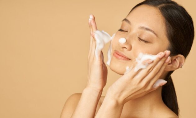 Best salicylic acid face washes: 6 top picks for acne-free skin
