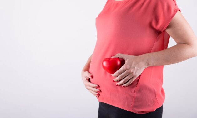 Heart palpitations during pregnancy: Causes and when to worry