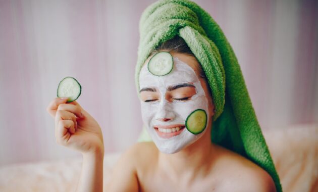 5 DIY face packs for combination skin