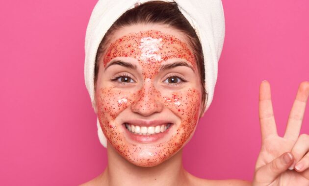 Best face scrub for sensitive skin: Top 5 picks