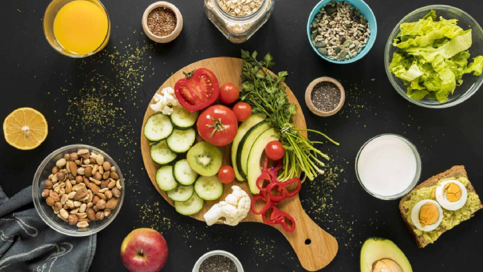 Macronutrients vs micronutrients: Differences and benefits