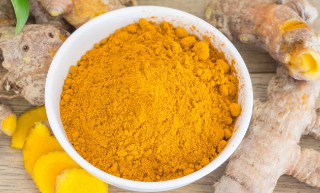 Turmeric for hair: Benefits and How To Use It