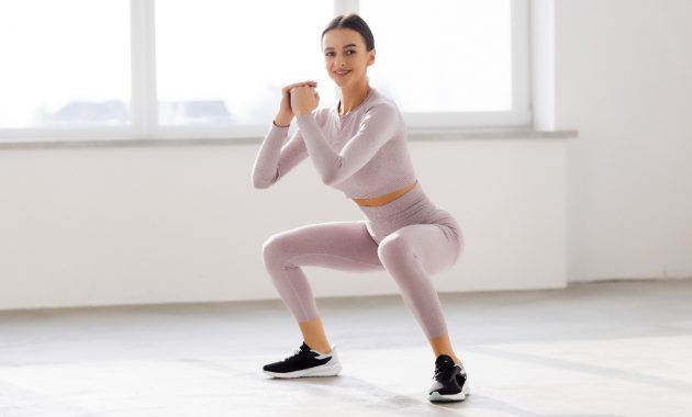 10 benefits of squats — and 7 variations for fitness