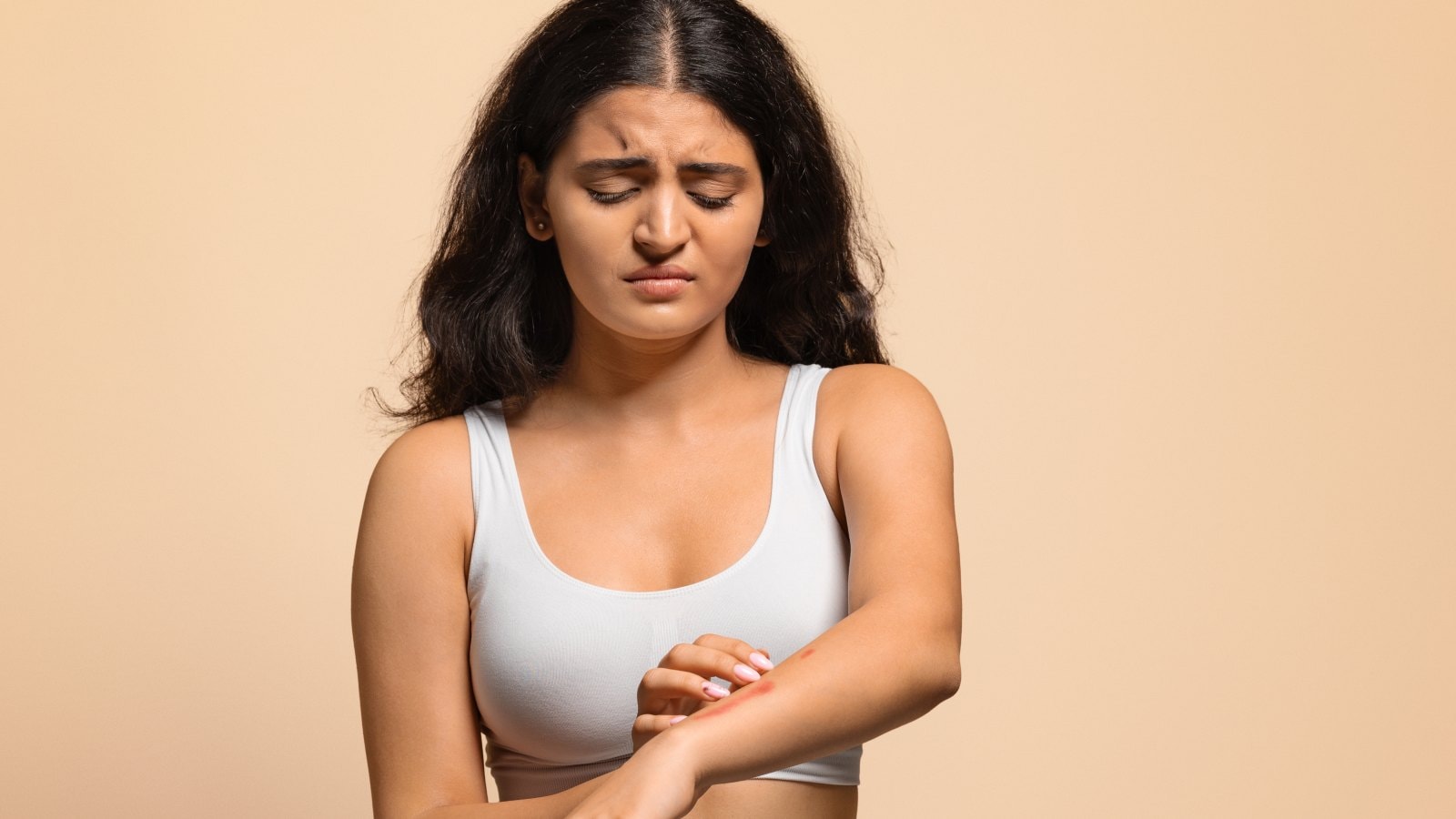 Dry itchy skin: Know causes and how to prevent it