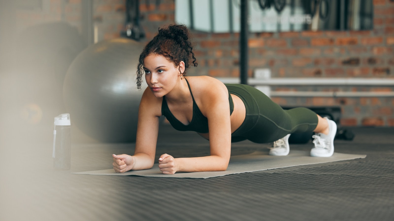 7 exercises to improve plank and work on your core