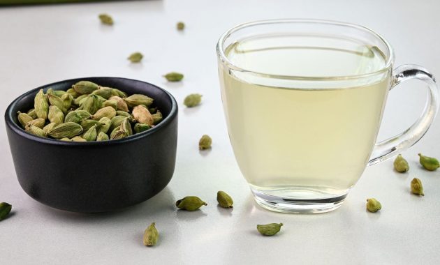 Cardamom water for skin: Tips to make it