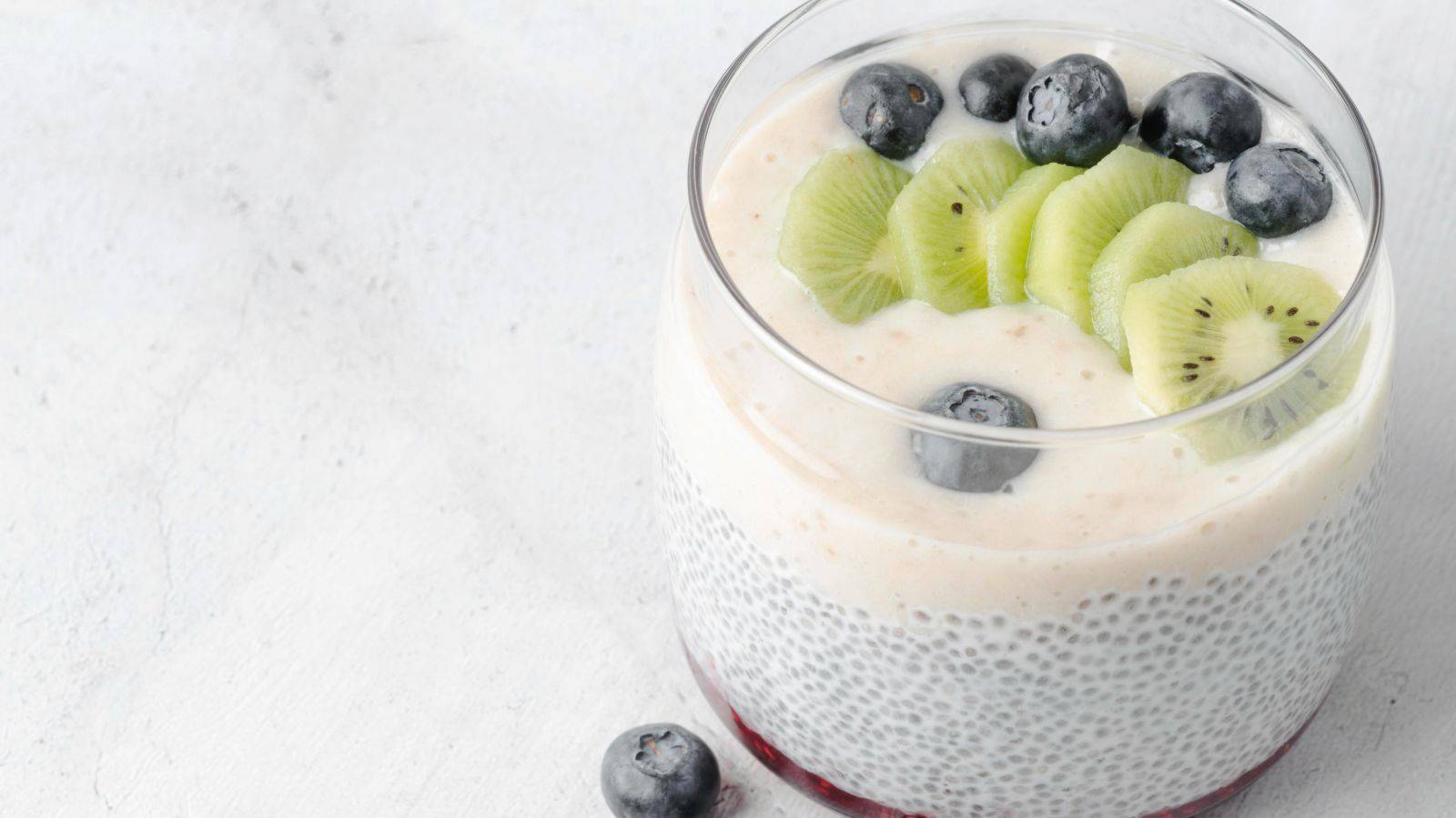 Chia seeds with milk: 5 delicious recipes you must try